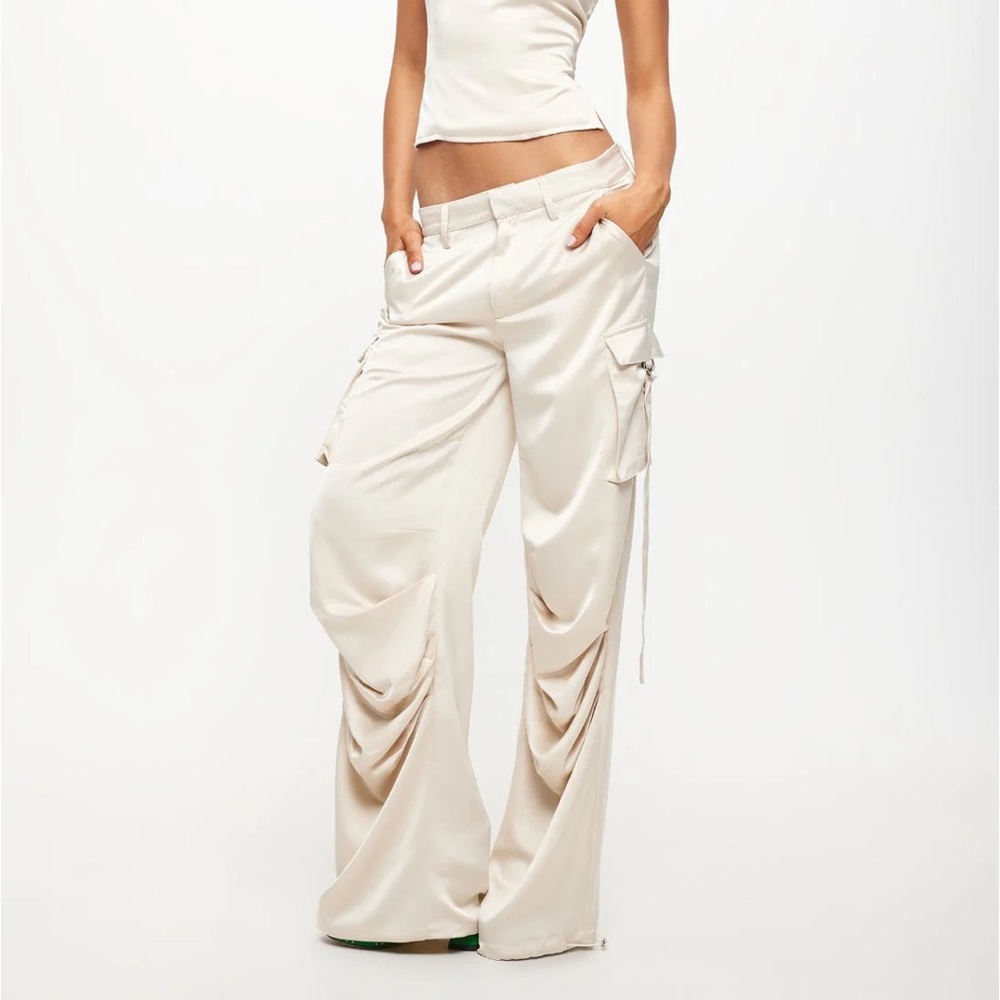 BUTTERFLY CARGO PANT | CREAM D8